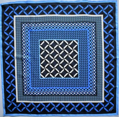  $195 Nuevo LANCEL Paris 1876 MOTIVO GRÁFICO Estampado 100% SEDA Cuadrado Bufanda Foulard Foto 1 de 4