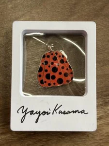 Yayoi Kusama Limited Red Pumpkin Brooch Pin The Broad LA Museum Exclusive Dot - Picture 1 of 4