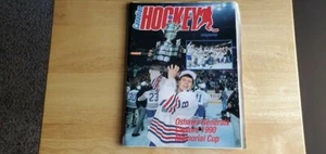 Canadian Hockey Magazine Program 10 20 1990 Oshawa with the Memorial Cup CHL OHL - Picture 1 of 5