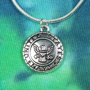 Collana Marina degli Stati Uniti, US Military USN Charm Pendente Medaglione Catena Lunga - Foto 1 di 7