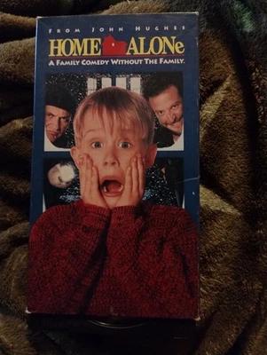 Home Alone VHS Tape Video Movie Macaulay Culkin Comedy 1991 - Image 1 of 4