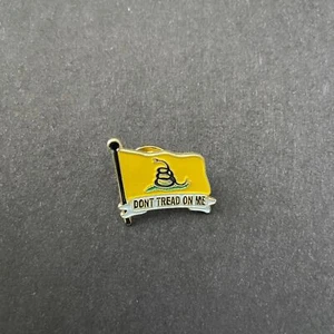 Gadsden Don't Tread on Me Flag Pin Hat Cap Lapel - Picture 1 of 4