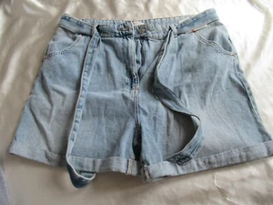 BNWT Papaya Ladies Denim Shorts size 16 - Picture 1 of 3