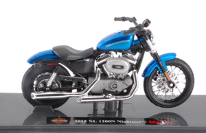 Maisto HARLEY DAVIDSON XL 1200N NIGHTSTER 2012 BLUE 1:18 - Foto 1 di 1