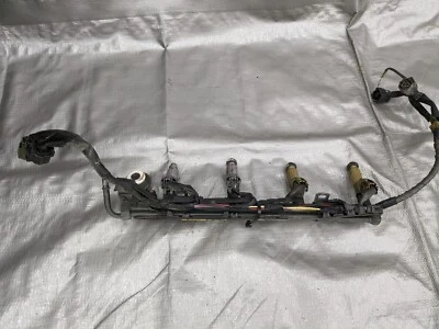 Рельса топливной форсунки и жгут проводов Mazda Miata 2001-2005 N066-67-080C 01NB22V - Изображение 1 из 4