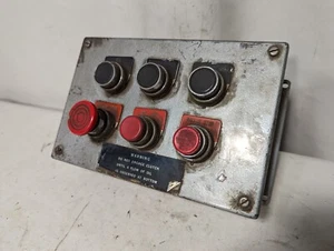 Enclosure with six Cutler-Hammer pushbutton switches - Picture 1 of 12