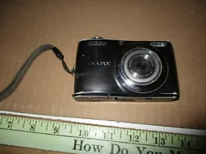 Nikon Coolpix 1.22 fotocamera per parti o riparazioni - Foto 1 di 4