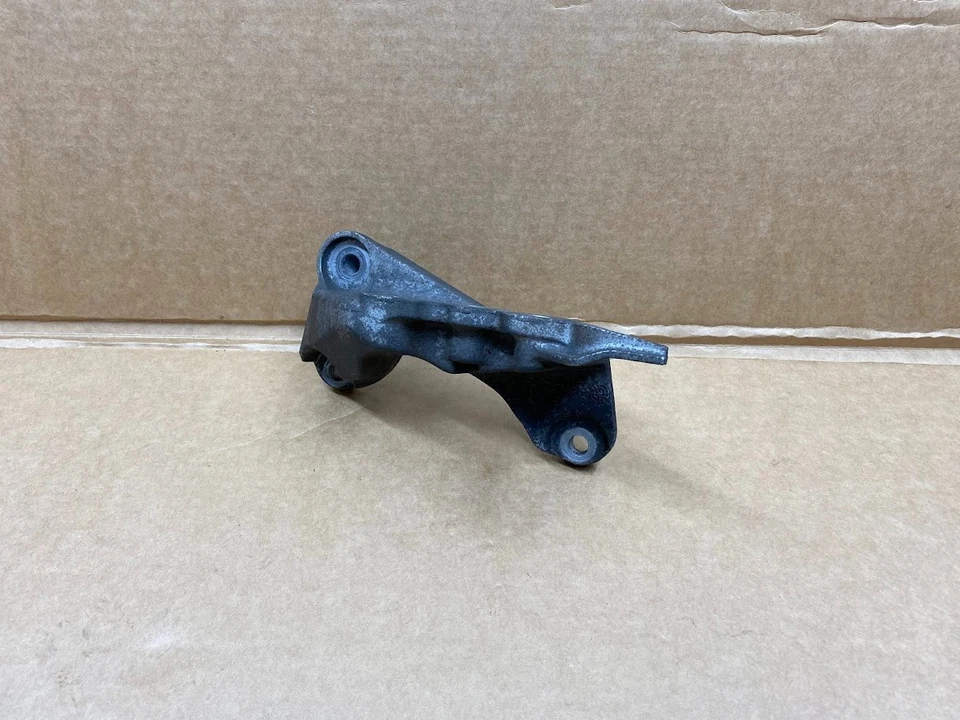 VAUXHALL ZAFIRA B MK2 05-14 OEM 1.6 A16XER ENGINE GEARBOX MOUNT 13248511 - Image 1 of 1