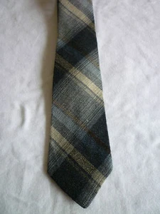 Wembley Men's tie (T6) - Picture 1 of 3