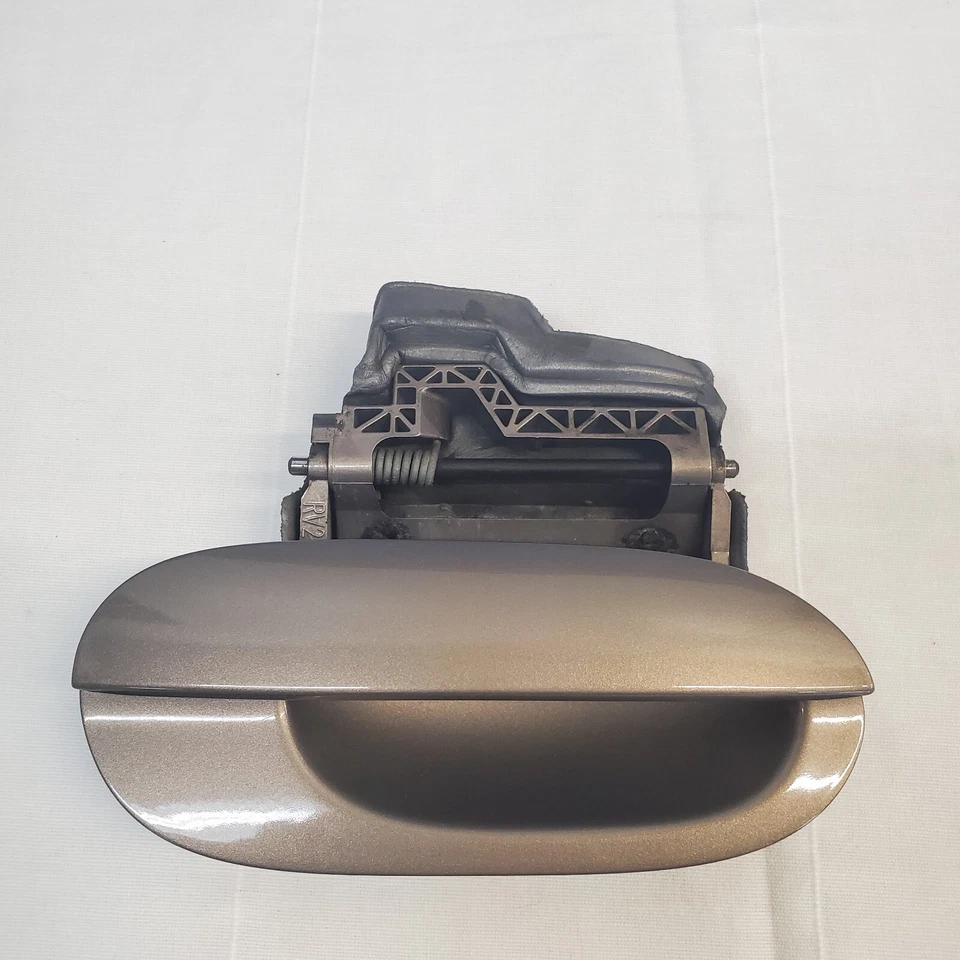 1997 - 2003 BMW E39 528i 525i 530i 540i PASSENGER FRONT OUTSIDE DOOR HANDLE OEM - Image 1 of 4