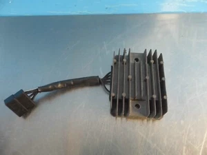 SUZUKI GSXR 600 SRAD REGULATOR RECTIFIER (1233) - Picture 1 of 3