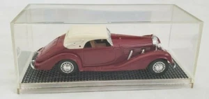 Estuche de plástico diecast para automóvil Solido 1939 Mercedes 540K Borgoña blanco superior escala 1/43 - Imagen 1 de 9