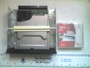 IOMEGA Rev 35Gb 3 1/2" Internal IDE Interface Hard Drive & fitted Adaptor , Disk - Afbeelding 1 van 4