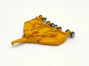1/64 New Holland Industrial Yellow Bat Wing Mower - Picture 1 of 1