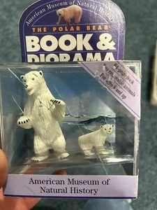 The Polar Bear, Book and Diorama, C. Economos, 1996 American Museum Nat. History - Picture 1 of 1