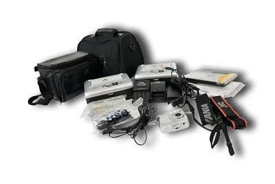 Kodak EasyShare Series 3 Z700 Printer Dock & Accesories. Camera as-is - Image 1 of 4