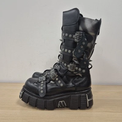 Nuevas botas Rock Reactor Stud Spikes de cuero negro gruesas a media pantorrilla Reino Unido 9,5 UE 44 Foto 1 de 4