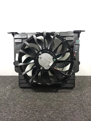 BMW 5 6 7 8 Series G30 G32 G11 G15 2017-2023 Diesel B47 B57 Radiator Fan Housing - Image 1 of 4