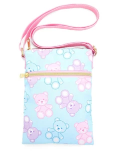 Loungefly Pastel Bears Passport Crossbody Bag - New, With Tags - Bild 1 von 2