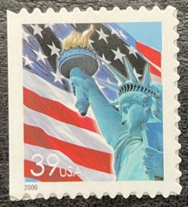 2006 Scott #3985 - 39¢ - STATUE OF LIBERTY AND FLAG - Single Booklet Stamp - MNH - Picture 1 of 1