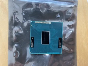 Intel® Core™ i3-3110M 2.4 GHz Notebook CPU Sockel G2 (rPGA988B) SR0T4 / SR0N1 - Picture 1 of 6