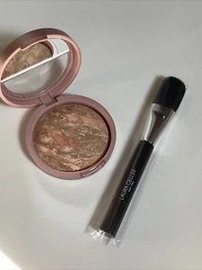 Laura Geller  Balance N Glow Powder Foundation Deep & Brush Set - Picture 1 of 4