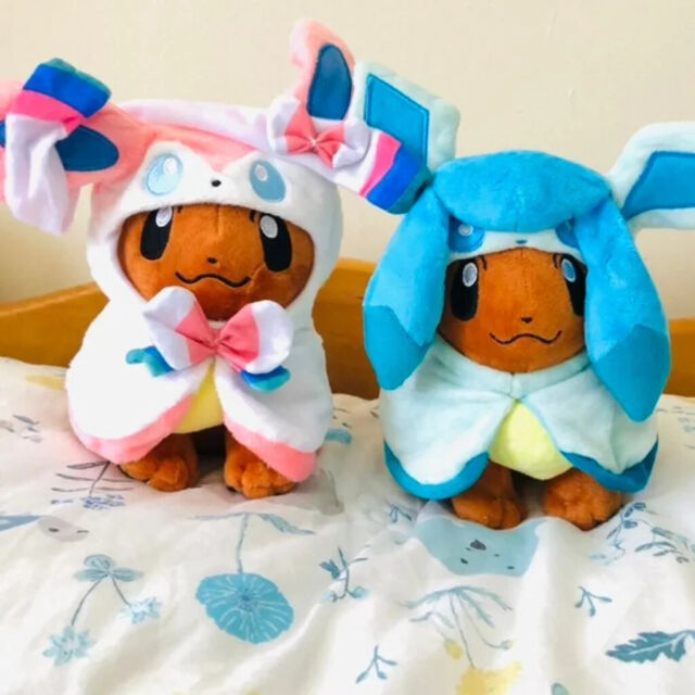 Boneco De Pelucia Sylveon Pokemon Center Pikachu Eevee Tomy