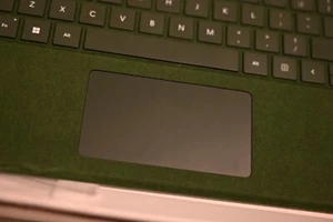 Microsoft Surface Pro Keyboard Green New Backlit Premium Colour - Picture 1 of 14