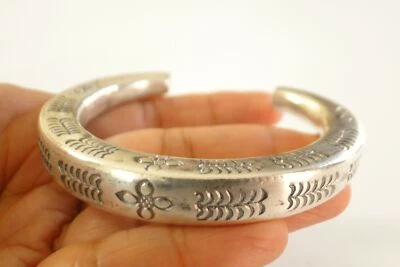 Brazalete brazalete brazalete de plata de ley 925 con motivo tribal Thai Hill sin piedra Foto 1 de 4