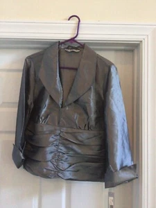 NWT LADIES SZ LARGE SIGNATURE LARRY LEVINE GRAY SATIN DRESSY BLOUSE - Picture 1 of 6