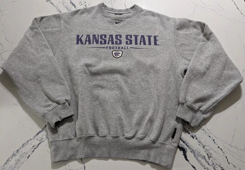 VTG Y2K Nike Kansas State Wildcats Center Swoosh Crew Sweatshirt Small Black Tag Cover
