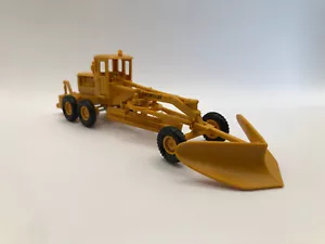 Umex | Caterpillar Straßenhobel - Baumaschine | 1:87 | H0 | Baustellenfahrzeug - Bild 1 von 3