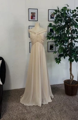 Maxi Vestido Champagne Crema Gasa con Escote Corazón y Detalle Corbata Espalda Foto 1 de 4