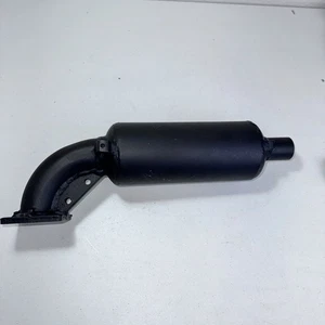 12582-12110 Silenziatore adatto per Kubota D1005 D1105 D722 D905 WG752 WG972 WG750 - Foto 1 di 5