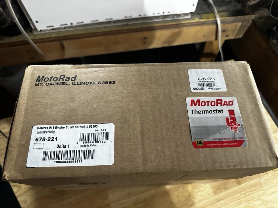 Conjunto de carcasa termostato refrigerante motor motorad 678-221 BMW/MINI COOPER  Foto 1 de 1