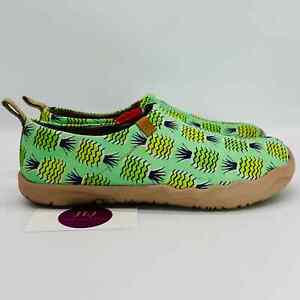 UIN Women's Taste Hawaii Green Pineapple Canvas Comfort Slip On Shoes Size 8