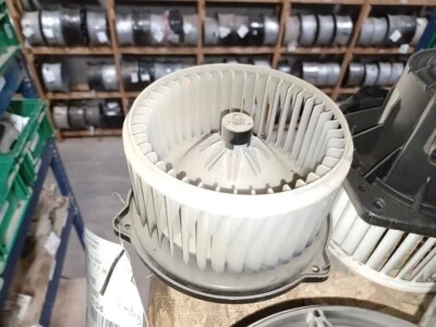 Двигатель вентилятора в сборе 2008-2009 Pontiac G8 от оригинального производителя - Изображение 1 из 3