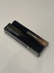 MAC Studio Radiance 24HR Luminous Lift Concealer NC27 BRAND NEW IN BOX RRP £26 - Picture 1 of 3