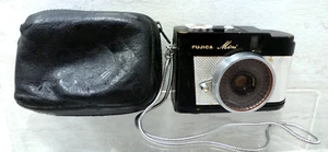 Fujica Mini 35mm Half-frame Camera w/Fujinar-K 25mm f/2.8 Lens PARTS OR REPAIR - Picture 1 of 5