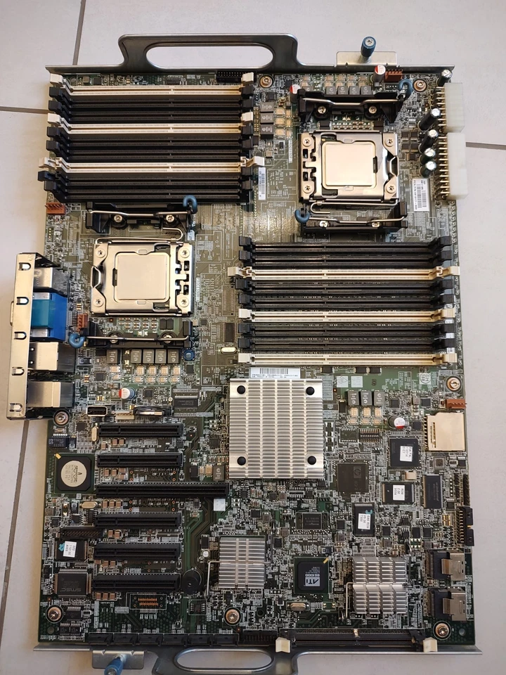 Carte mère HP ProLiant ML350 G6 606019-001 461317-002 + 2 Xeon E5620 - Photo 1/1