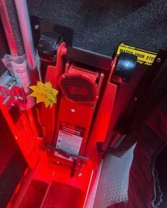 Snap On Tool Truck Ex Dealer Van Mac Racking Display Trolley Jack Holder Mount - Picture 1 of 6