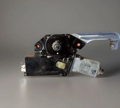 01-07 TOYOTA SEQUOIA LIMITED MOONROOF SUN ROOF MOTOR 47123-10040/88735-99631 - Image 1 of 4