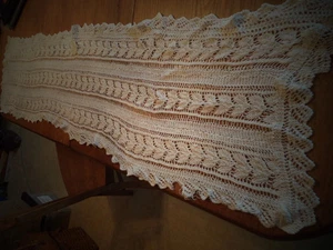 1 DE COLECCIÓN ANTIGUO BLANCO ROTO TOCADOR BUFANDA CORREDOR DE MESA TAL VEZ CROCHET RECTÁNGULO - Imagen 1 de 11