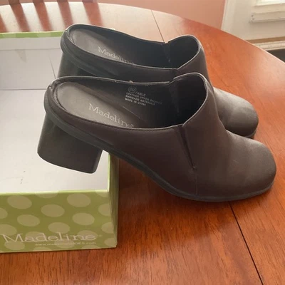 Zapato Madeline marrón oscuro para mujer Foto 1 de 4