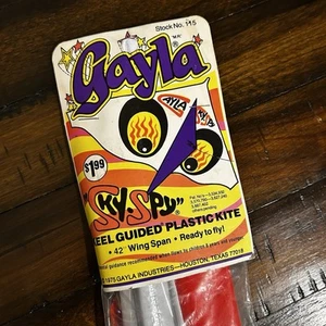 Gayla Sky Spy Kite 42" Portata ad Ala Stock n. 115 Sigillato 1975 - Originale - Foto 1 di 9