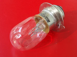 BOMBILLA • NOS Luz principal solar 6V 15/15W Honda Z50 S65 ATC70 ATC90 CL70 CT70 CA100  - Imagen 1 de 1