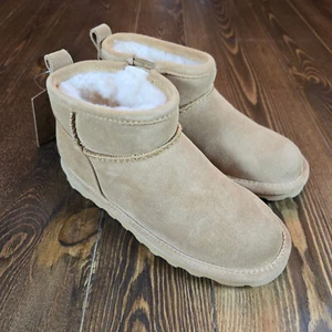 Bearpaw Retro Super Shorty Size 4 Youth Suede Wool Lined Boots Iced Coffee - Picture 1 of 8