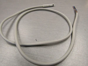 SMC D-M9P Pneumatic Cylinder Auto-Switch Sensor - Picture 1 of 1