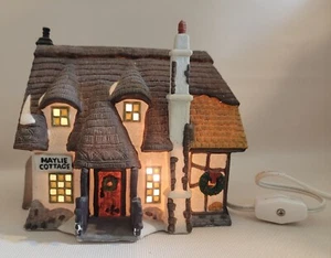 Dept 56 Oliver Twist "Maylie Cottage" 5553-0 in Original Box - Picture 1 of 8