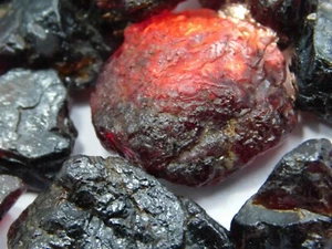 Red Garnet Rough Gemstone Natural Mineral Crystal Specimens - Picture 1 of 9